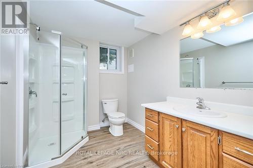 17 Kilkenny Drive, St. Catharines (437 - Lakeshore), ON - Indoor Photo Showing Bathroom