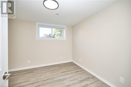 17 Kilkenny Drive, St. Catharines (437 - Lakeshore), ON - Indoor Photo Showing Other Room