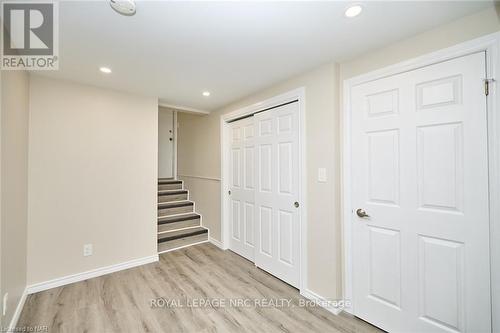 17 Kilkenny Drive, St. Catharines (437 - Lakeshore), ON - Indoor Photo Showing Other Room