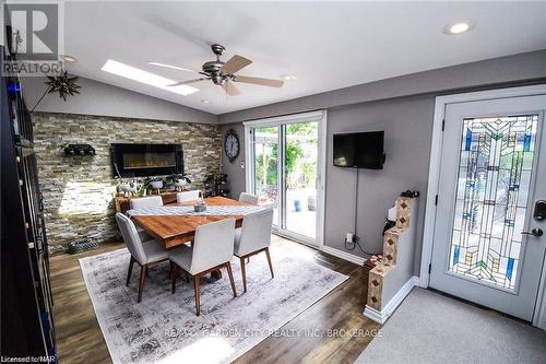 271 West Street, West Lincoln (057 - Smithville), ON - Indoor Photo Showing Dining Room