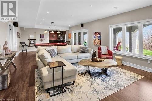 3091 Jason'S Point, Lincoln (980 - Lincoln-Jordan/Vineland), ON - Indoor Photo Showing Living Room