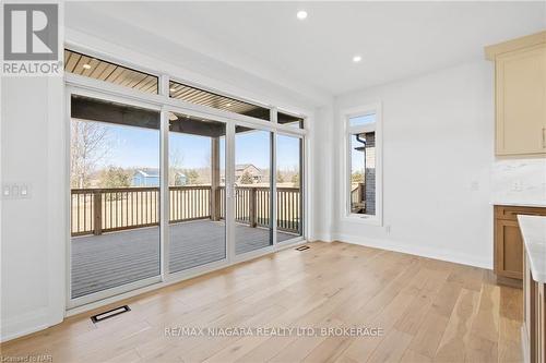 4217 Manson Lane, Lincoln (982 - Beamsville), ON - Indoor Photo Showing Other Room