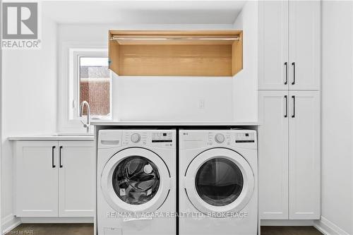 4217 Manson Lane, Lincoln (982 - Beamsville), ON - Indoor Photo Showing Laundry Room