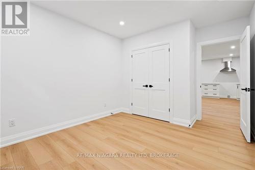 4217 Manson Lane, Lincoln (982 - Beamsville), ON - Indoor Photo Showing Other Room