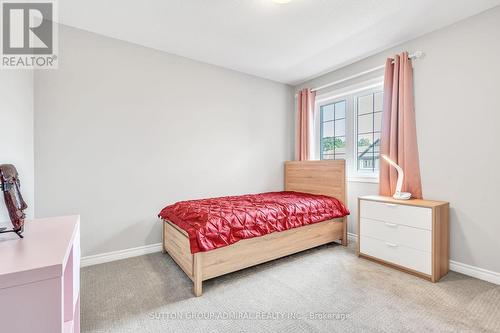 1051 Wright Drive, Midland, ON - Indoor Photo Showing Bedroom