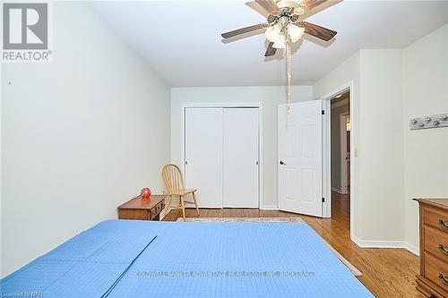 1439 Station Street, Pelham (662 - Fonthill), ON - Indoor Photo Showing Bedroom