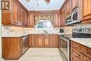 1439 Station Street, Pelham (662 - Fonthill), ON  - Indoor Photo Showing Kitchen 