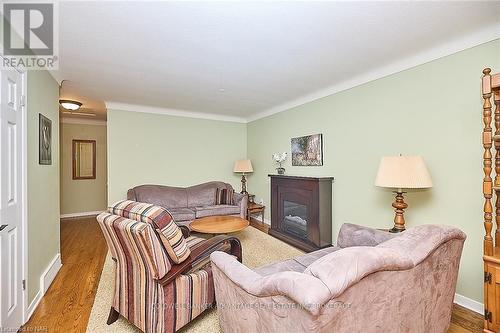 1439 Station Street, Pelham (662 - Fonthill), ON - Indoor Photo Showing Living Room With Fireplace