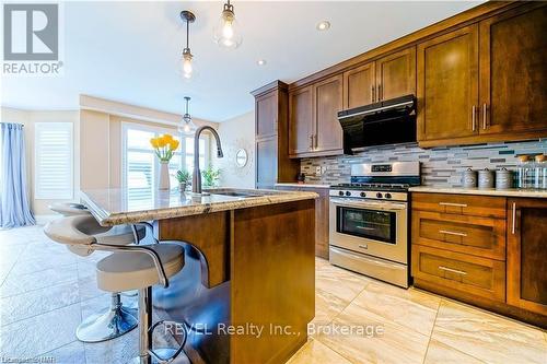 6505 Armelina Crescent, Niagara Falls (219 - Forestview), ON - Indoor Photo Showing Kitchen With Upgraded Kitchen