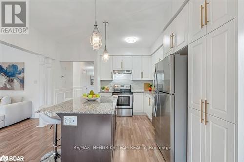 56 Cannery Drive, Niagara-On-The-Lake (105 - St. Davids), ON - Indoor Photo Showing Kitchen With Stainless Steel Kitchen With Upgraded Kitchen