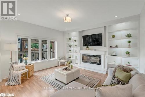 56 Cannery Drive, Niagara-On-The-Lake (105 - St. Davids), ON - Indoor Photo Showing Living Room With Fireplace