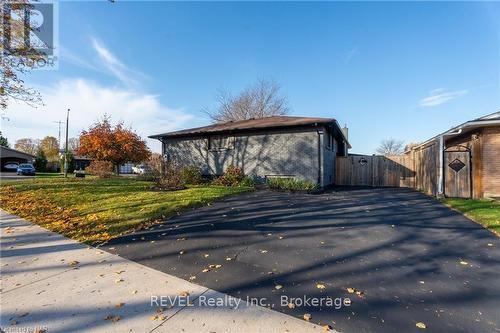 7229 Harriman Street, Niagara Falls (207 - Casey), ON - Outdoor