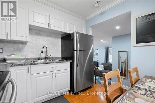 7229 Harriman Street, Niagara Falls (207 - Casey), ON - Indoor Photo Showing Kitchen With Double Sink