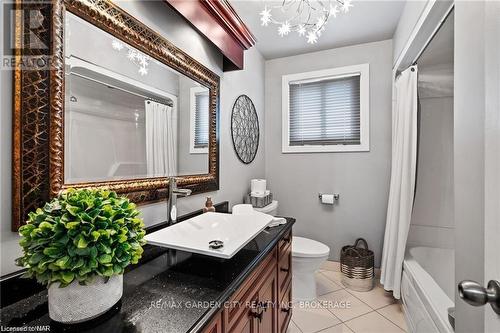 55 Sherwood Forest Trail, Welland (767 - N. Welland), ON - Indoor Photo Showing Bathroom