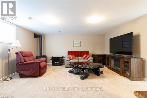 27 Hickory Avenue, Niagara-On-The-Lake (105 - St. Davids), ON - Indoor