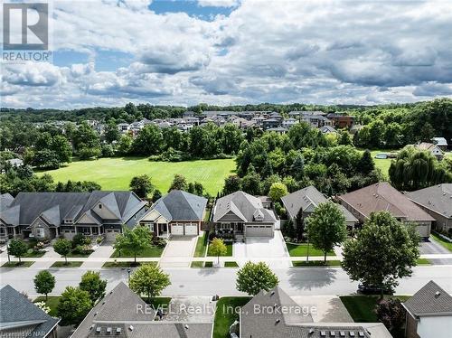 27 Hickory Avenue, Niagara-On-The-Lake (105 - St. Davids), ON - Outdoor With Facade With View