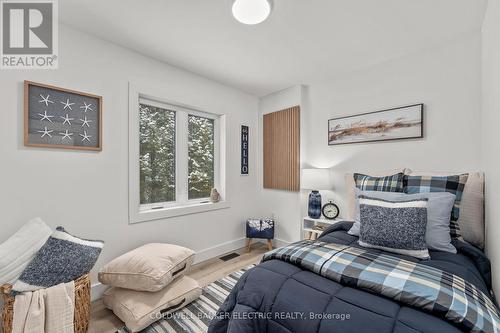 29850 Hwy 62 N, Hastings Highlands, ON - Indoor Photo Showing Bedroom