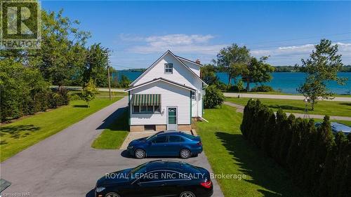 3959 Niagara River Parkway, Fort Erie (327 - Black Creek), ON - Outdoor With View