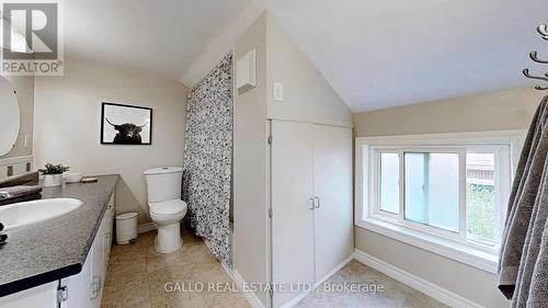 6727 Main Street, Whitchurch-Stouffville, ON - Indoor Photo Showing Bathroom