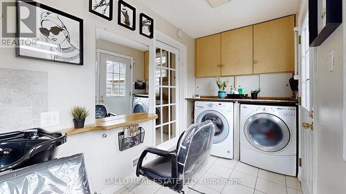 6727 Main Street, Whitchurch-Stouffville, ON - Indoor Photo Showing Laundry Room