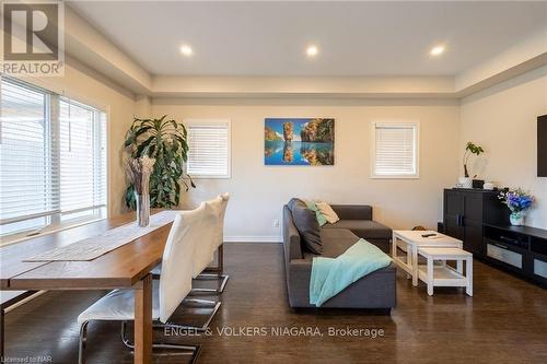 459 Silverwood Avenue, Welland (771 - Coyle Creek), ON - Indoor Photo Showing Dining Room