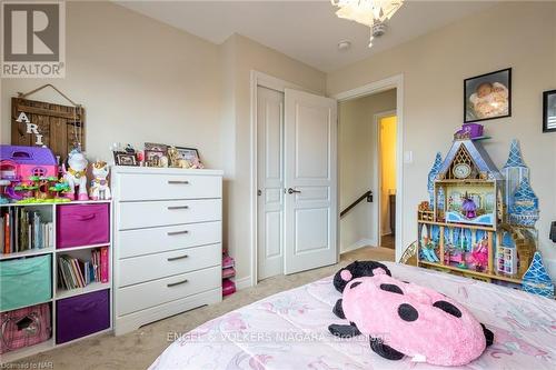 459 Silverwood Avenue, Welland (771 - Coyle Creek), ON - Indoor Photo Showing Bedroom