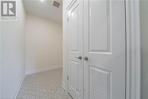 502 Royal Ridge Drive, Fort Erie (335 - Ridgeway), ON - Indoor Photo Showing Other Room