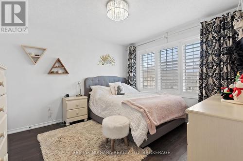 8849 Dogwood Crescent, Niagara Falls (222 - Brown), ON - Indoor Photo Showing Bedroom