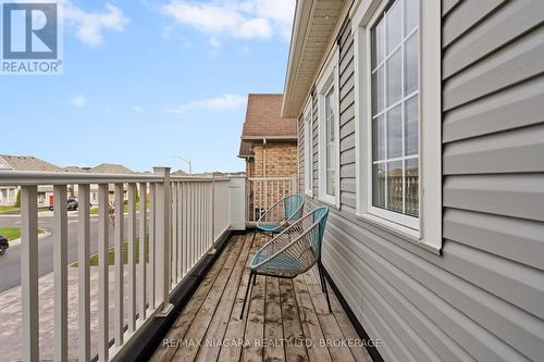 8849 Dogwood Crescent, Niagara Falls (222 - Brown), ON - Outdoor With Deck Patio Veranda With Exterior