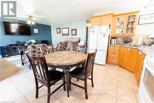 5 St Peter Street, St. Catharines (460 - Burleigh Hill), ON - Indoor Photo Showing Dining Room