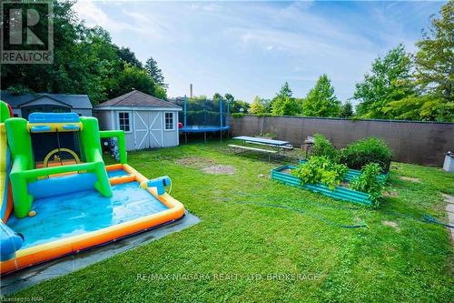 5 St Peter Street, St. Catharines (460 - Burleigh Hill), ON - Outdoor With Backyard