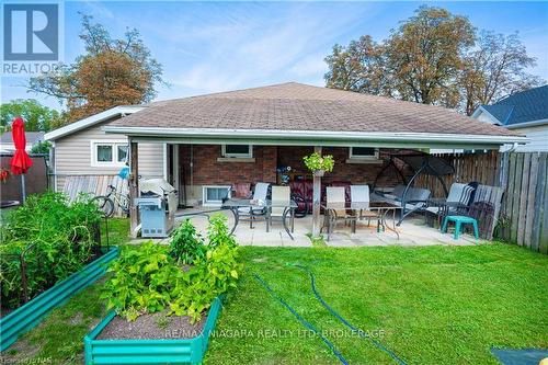 5 St Peter Street, St. Catharines (460 - Burleigh Hill), ON - Outdoor