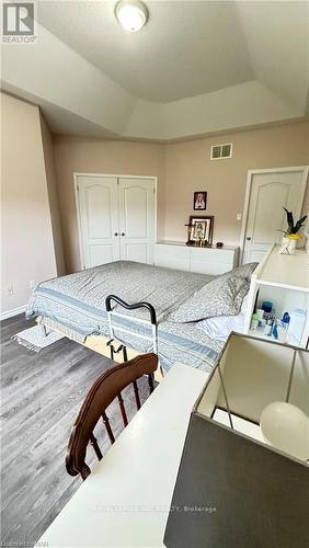 40 Sinclair Street, Southgate (Dundalk), ON - Indoor Photo Showing Bedroom