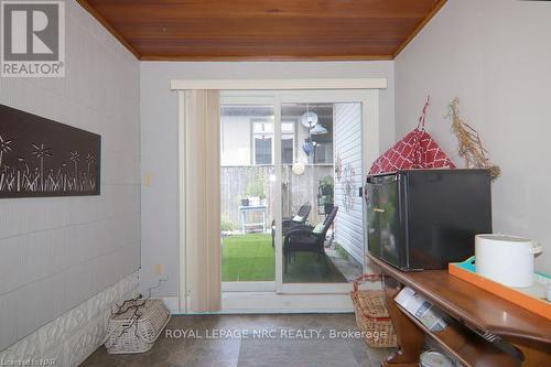 4046 Victoria Road, Fort Erie (337 - Crystal Beach), ON - Indoor Photo Showing Other Room