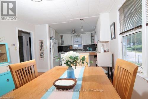 4046 Victoria Road, Fort Erie (337 - Crystal Beach), ON - Indoor Photo Showing Dining Room