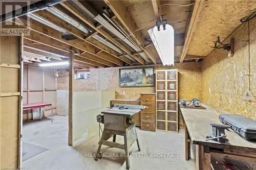 142 Welland Road, Pelham (662 - Fonthill), ON - Indoor Photo Showing Basement