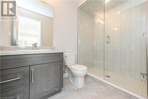 61 - 4552 Portage Road, Niagara Falls (211 - Cherrywood), ON - Indoor Photo Showing Bathroom