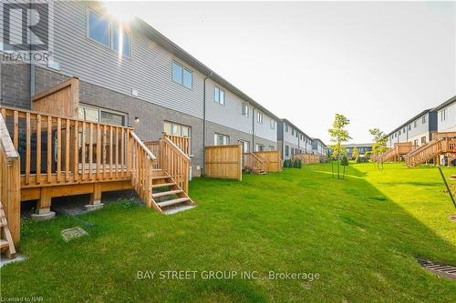 61 - 4552 Portage Road, Niagara Falls (211 - Cherrywood), ON - Outdoor With Exterior