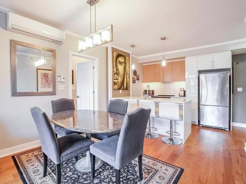 Vue d'ensemble - 717-695 Boul. Perrot, L'Île-Perrot, QC - Indoor Photo Showing Dining Room