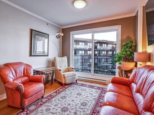 Salon - 717-695 Boul. Perrot, L'Île-Perrot, QC - Indoor Photo Showing Living Room