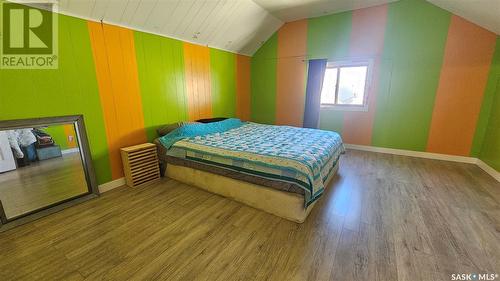 406 Centre Street, Cabri, SK - Indoor Photo Showing Bedroom