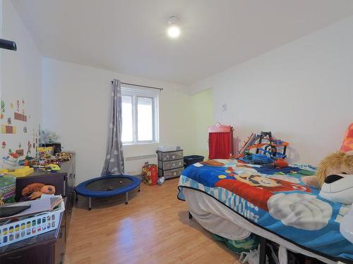 Logement - 8400  - 8402 Ch. Ste-Marguerite, Trois-Rivières, QC - Indoor Photo Showing Bedroom