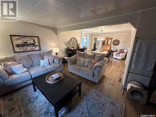 208 Margaret Street, Bulyea, SK - Indoor Photo Showing Living Room