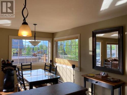 1296 Kaufmann View Unit# 39, Golden, BC - Indoor Photo Showing Dining Room