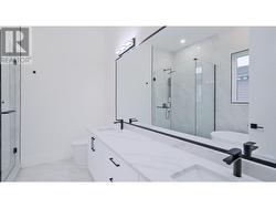 5PCE luxurious primary ensuite - 