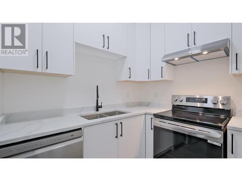 Legal suite kitchen - 2798 Canyon Crest Drive, West Kelowna, BC - Indoor Photo Showing Kitchen With Double Sink