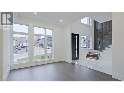 Office on main floor - 2798 Canyon Crest Drive, West Kelowna, BC - Indoor Photo Showing Other Room