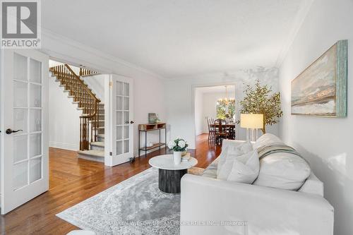 5981 Rideau Valley Drive N, Ottawa, ON - Indoor Photo Showing Living Room