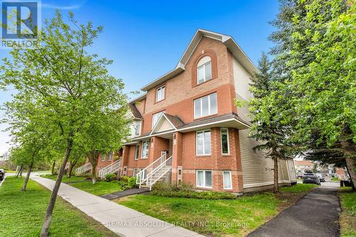 78 Lakepointe Drive, Ottawa, ON - Outdoor With Facade