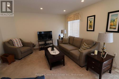 20 Huron Heights Drive, Ashfield-Colborne-Wawanosh (Colborne Twp), ON - Indoor Photo Showing Living Room